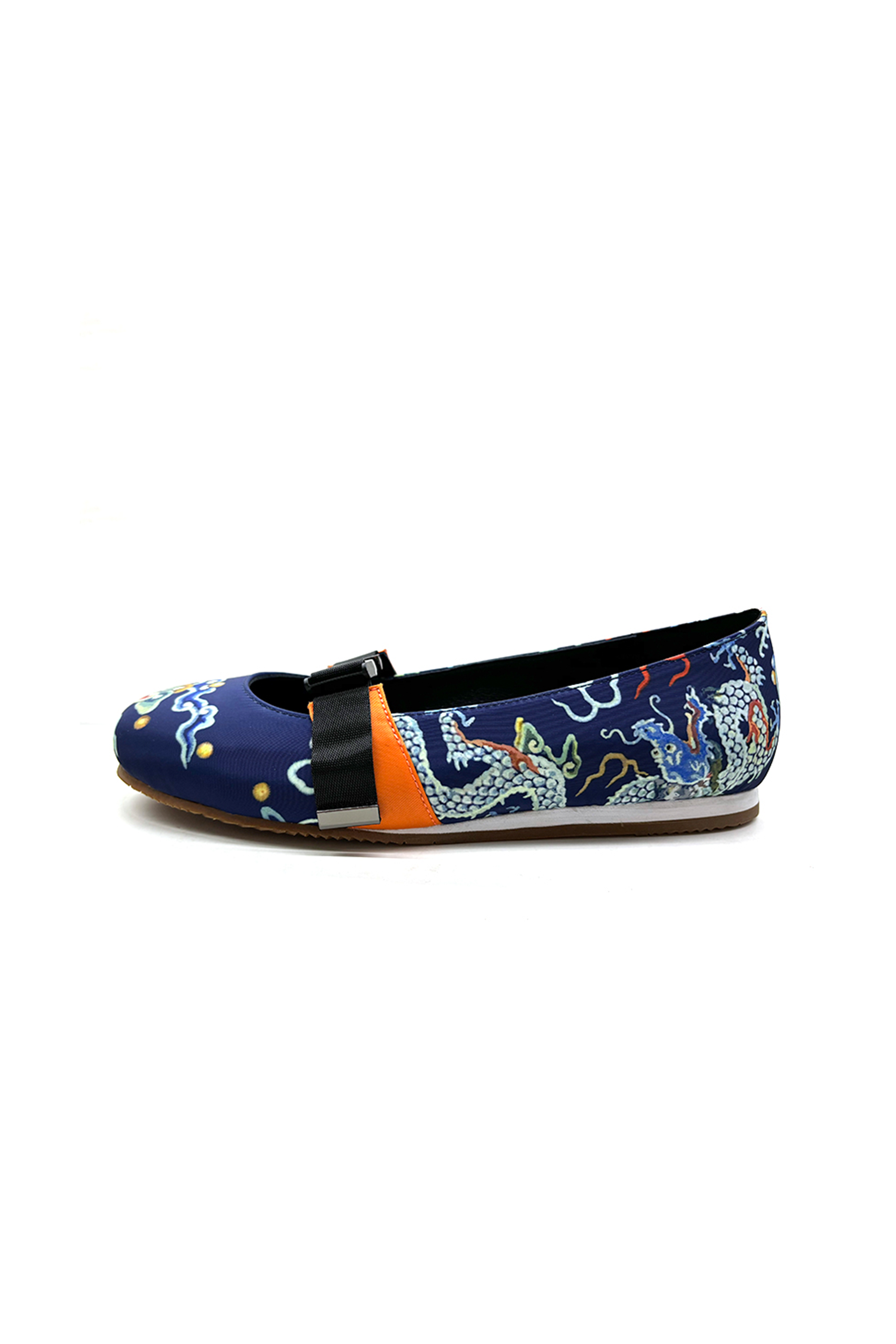 Hui Milano dragon-inspired nylon shoe with lightweight construction, distinctive metal buckle accent, and modern cultural design details, front view on white background.