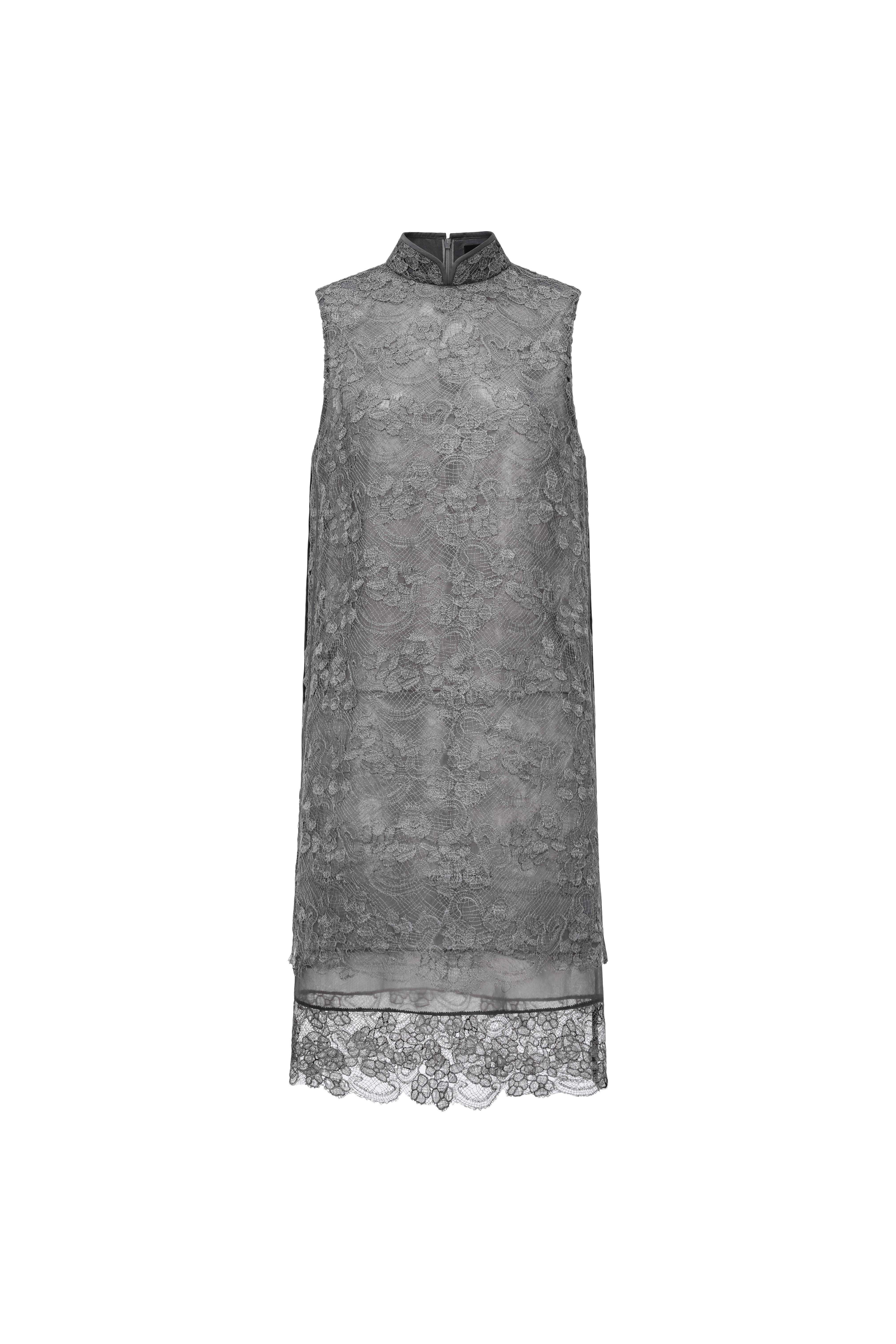 Hui Milano long sleeveless grey lace dress with Chinese-style collar, refined motifs, and layered hemline with lace trim and organza stitching, elegant and feminine design blending tradition and delicate craftsmanship, front view on white background.