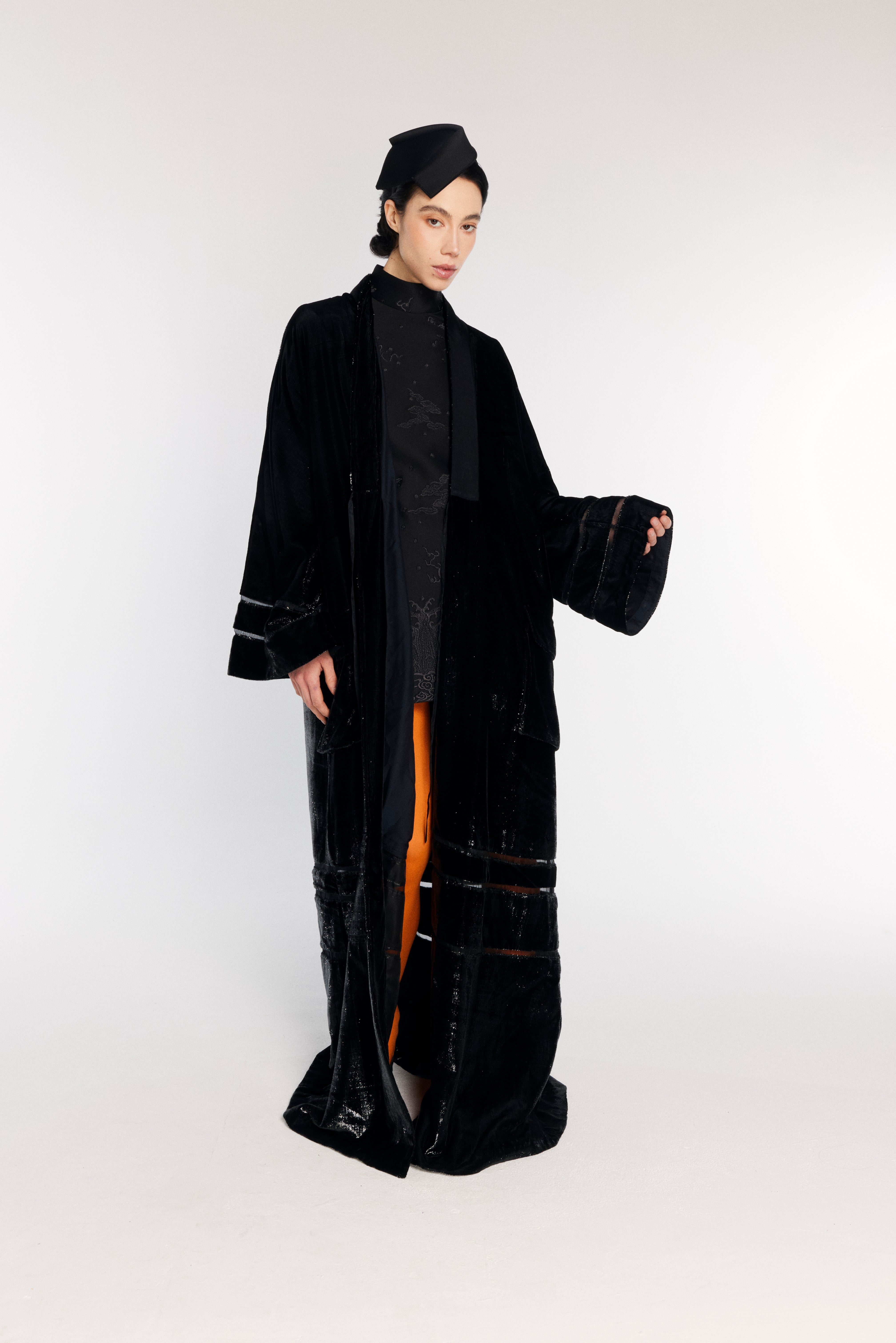 CAPPOTTO IN VELLUTO ORIENTALE